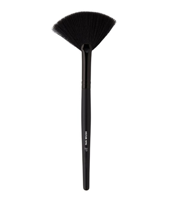 e.l.f. Studio – Fan Brush